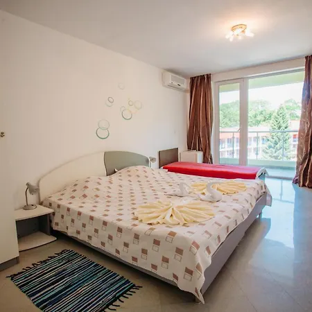 Mng Yassen Lägenhetshotell