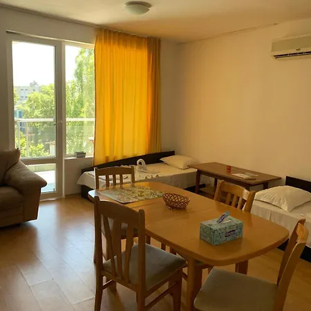 Mng Yassen Lägenhetshotell 4*