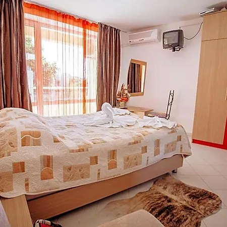 Mng Yassen Lägenhetshotell 4*