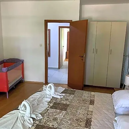 Hotel apartamentowy Mng Yassen