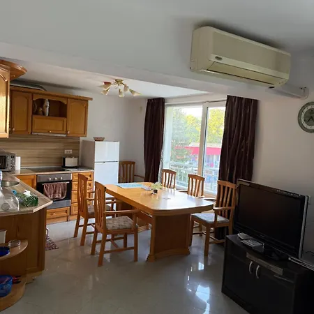 Апартхотел Mng Yassen 4*