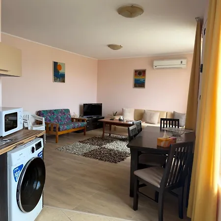 شقة فندقية Mng Yassen 4*