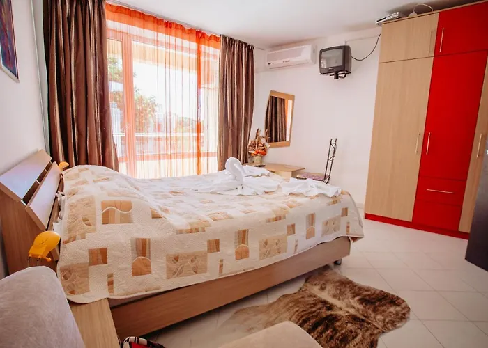 Apartmanhotel Mng Yassen 4*