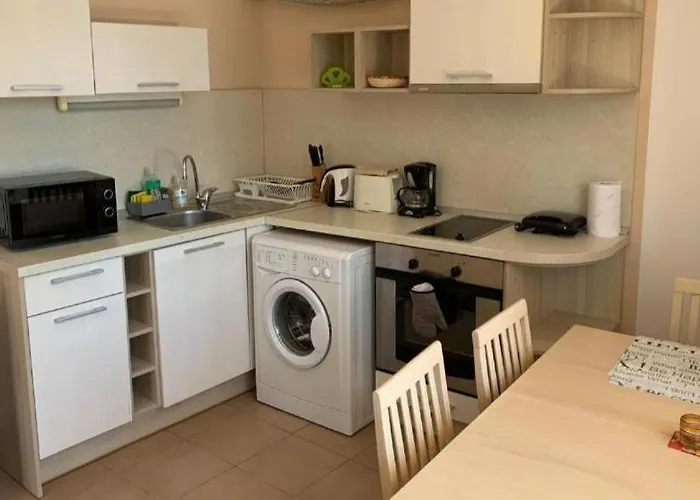 Mng Yassen Apartmanhotel Napospart