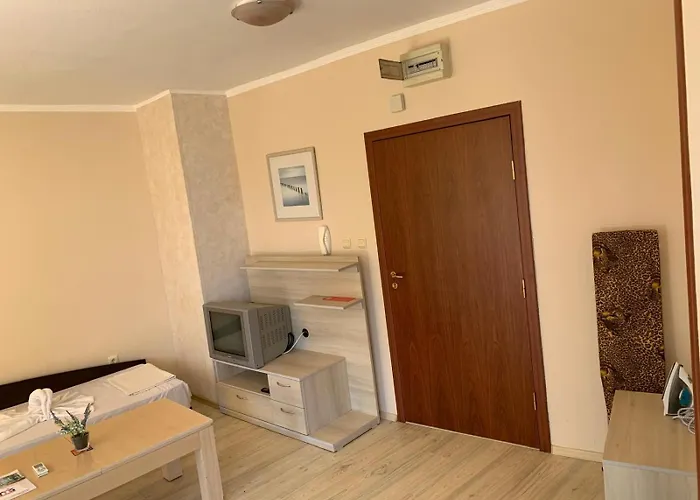 Mng Yassen 4* Napospart