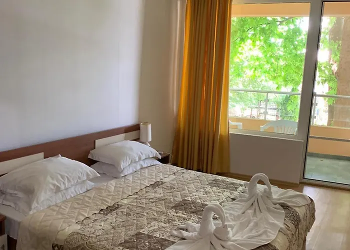 Apartmanhotel Mng Yassen 4*