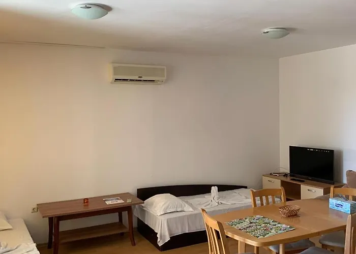 Mng Yassen Apartmanhotel Napospart